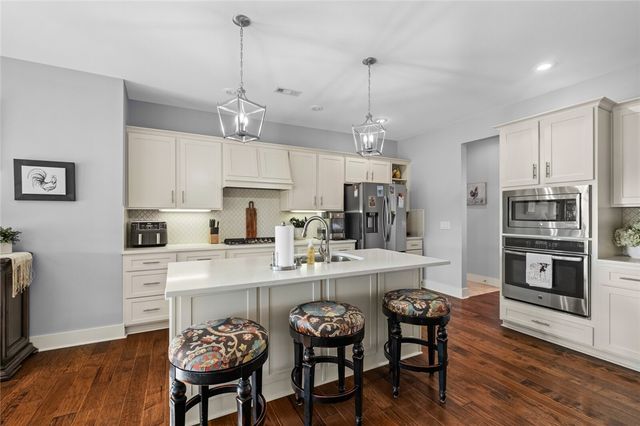 670 Habberton Road, Fayetteville, AR 72703