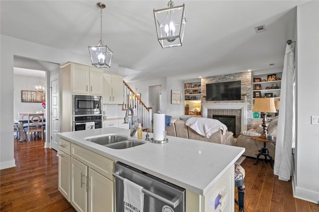 670 Habberton Road, Fayetteville, AR 72703