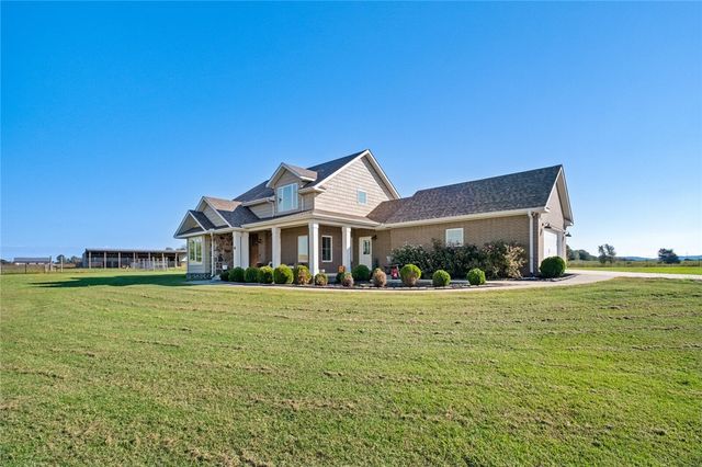 670 Habberton Road, Fayetteville, AR 72703