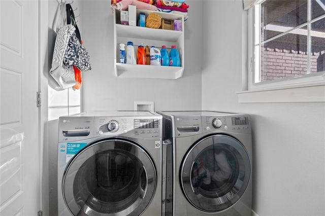 670 Habberton Road, Fayetteville, AR 72703