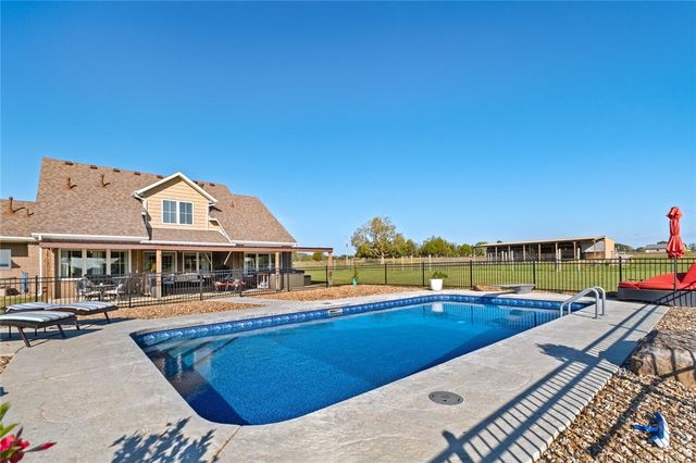 670 Habberton Road, Fayetteville, AR 72703