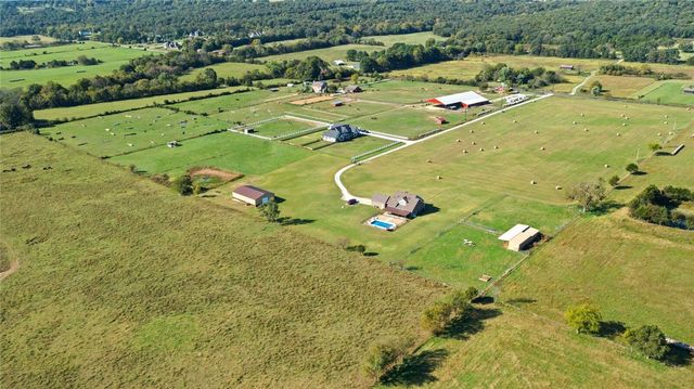 670 Habberton Road, Fayetteville, AR 72703