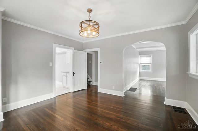 3345 Meyer Place, Cincinnati, OH 45211