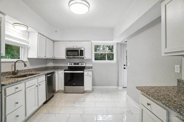 3345 Meyer Place, Cincinnati, OH 45211