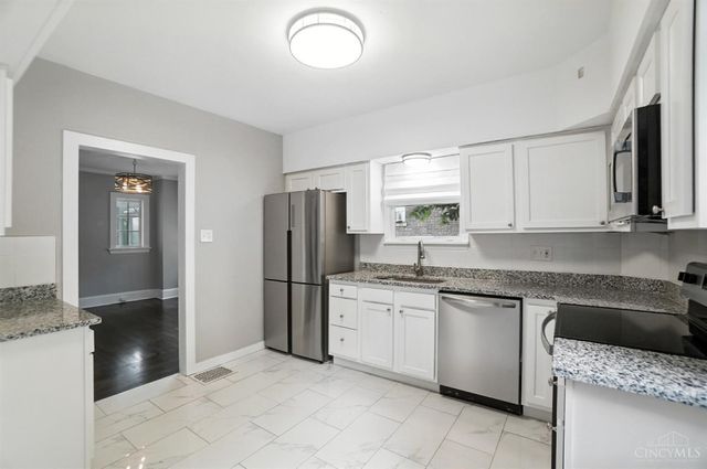 3345 Meyer Place, Cincinnati, OH 45211