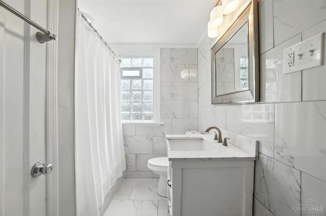 3345 Meyer Place, Cincinnati, OH 45211