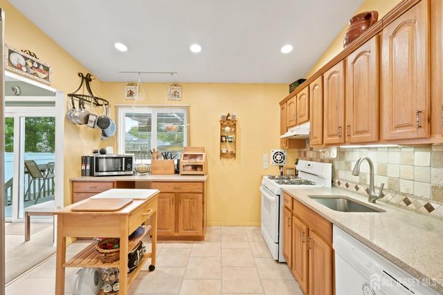 26 Adams Street, Old Bridge, NJ 08857