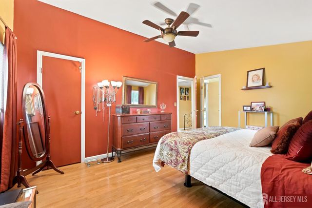 26 Adams Street, Old Bridge, NJ 08857