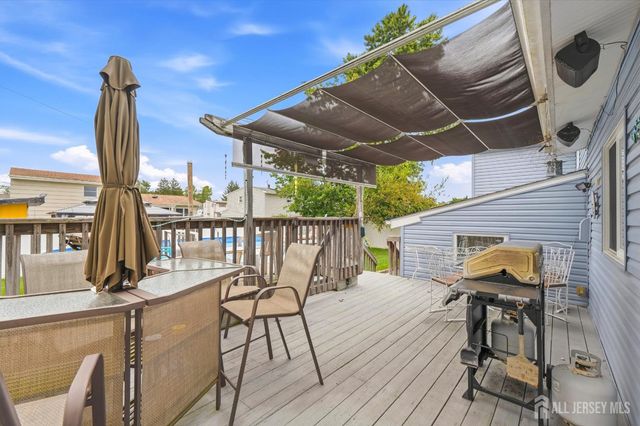 26 Adams Street, Old Bridge, NJ 08857