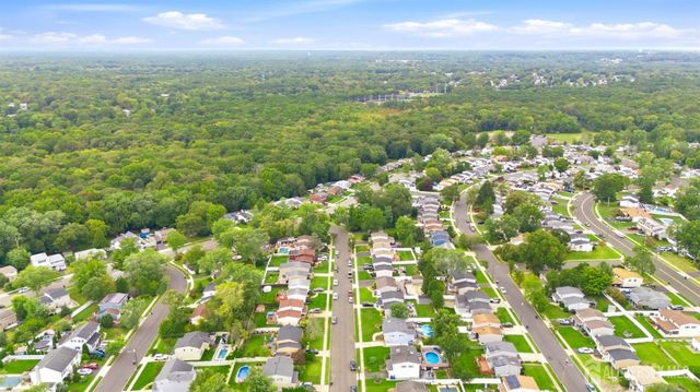 26 Adams Street, Old Bridge, NJ 08857