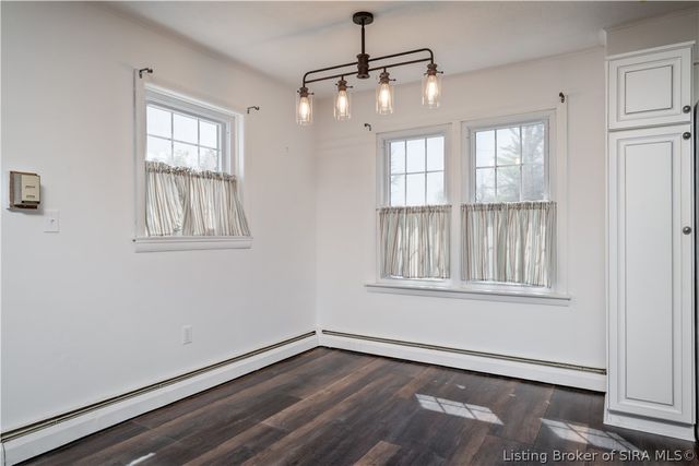 1520 Maple Court, New Albany, IN 47150