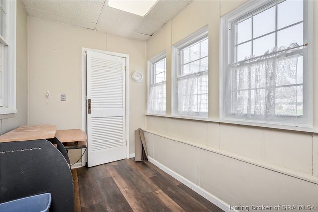 1520 Maple Court, New Albany, IN 47150