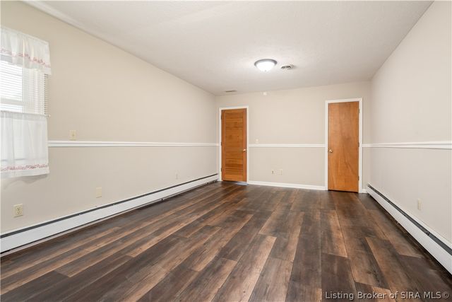 1520 Maple Court, New Albany, IN 47150