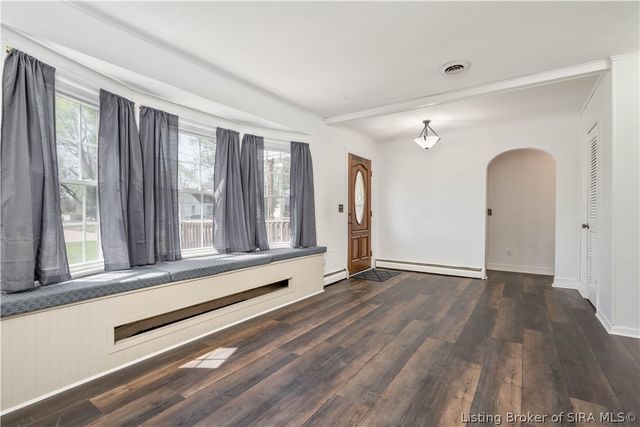 1520 Maple Court, New Albany, IN 47150