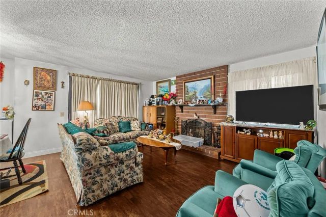 2796 Base Line, La Verne, CA 91750