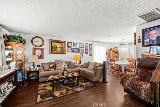 2796 Base Line, La Verne, CA 91750