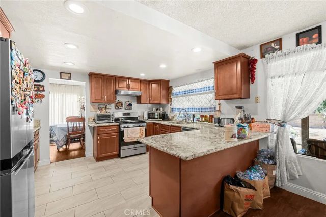 2796 Base Line, La Verne, CA 91750