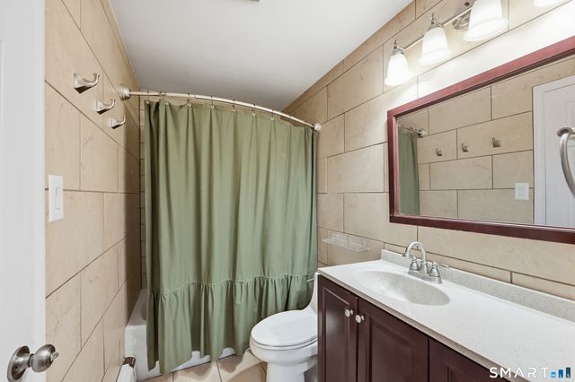 38 Sparrowbush Road, East Hartford, CT 06108