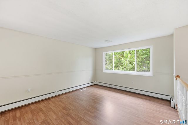 38 Sparrowbush Road, East Hartford, CT 06108