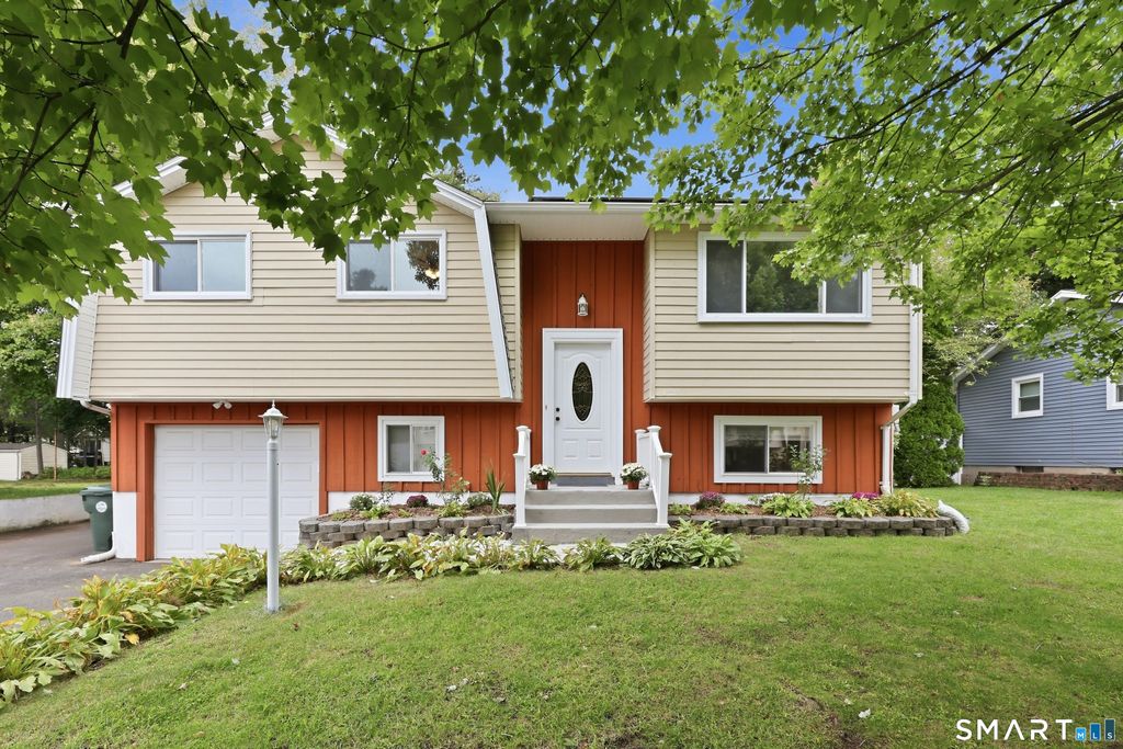 38 Sparrowbush Road, East Hartford, CT 06108