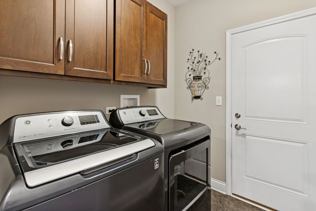 539 Sudbury Circle, Oswego, IL 60543