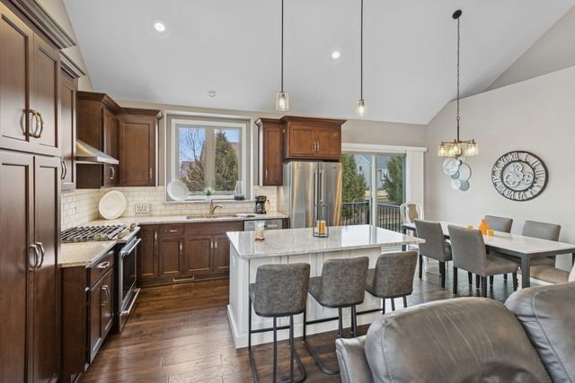 539 Sudbury Circle, Oswego, IL 60543