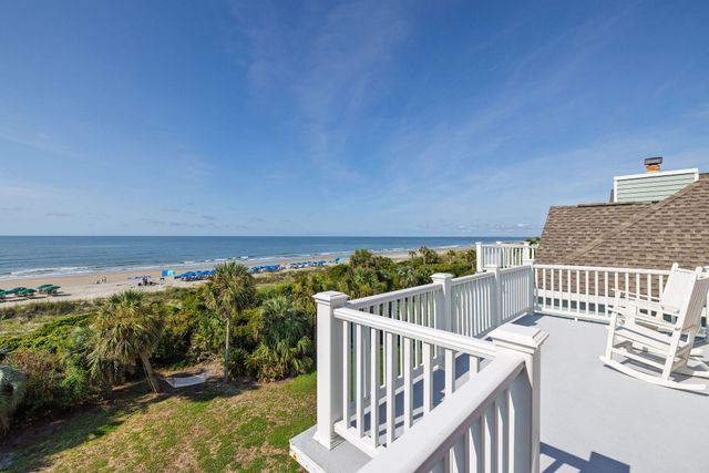 19 Grand Pavilion Boulevard, Isle Of Palms, SC 29451