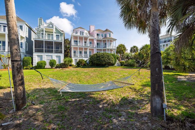 19 Grand Pavilion Boulevard, Isle Of Palms, SC 29451