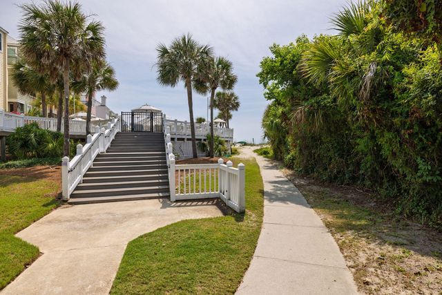 19 Grand Pavilion Boulevard, Isle Of Palms, SC 29451