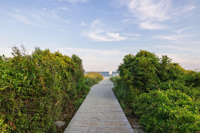 19 Grand Pavilion Boulevard, Isle Of Palms, SC 29451