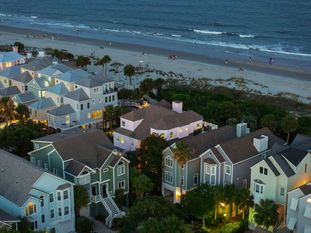 19 Grand Pavilion Boulevard, Isle Of Palms, SC 29451