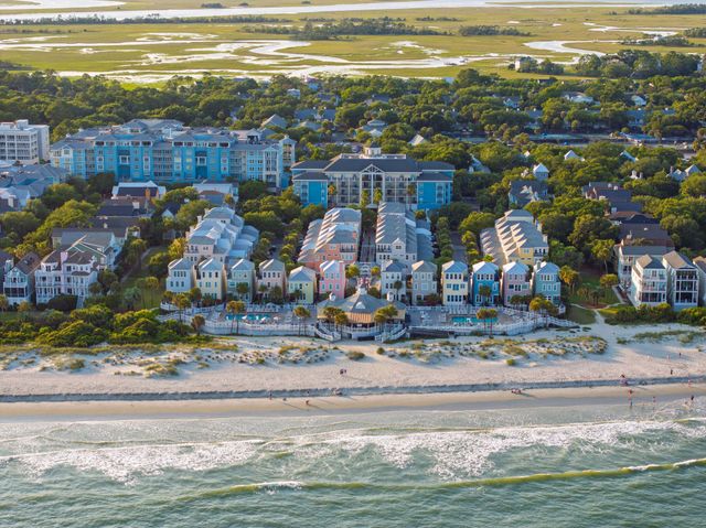 19 Grand Pavilion Boulevard, Isle Of Palms, SC 29451