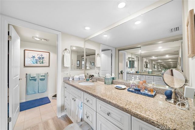 3244 San Amadeo 2A, Laguna Woods, CA 92637