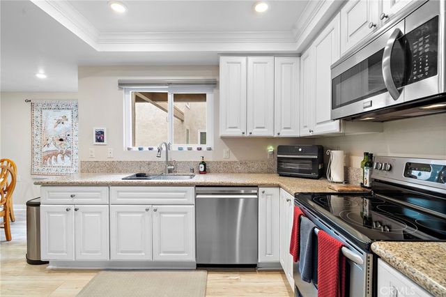 3244 San Amadeo 2A, Laguna Woods, CA 92637