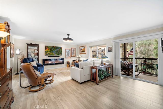 3244 San Amadeo 2A, Laguna Woods, CA 92637