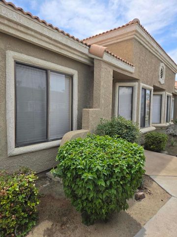 40840 Sandy Gale D, Palm Desert, CA 92211
