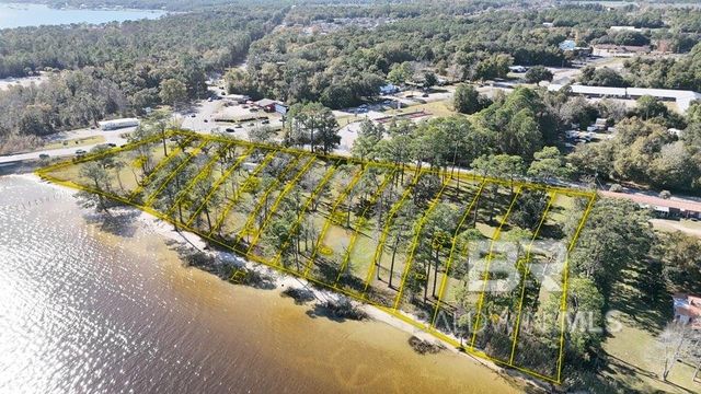 000 6th Street, Lillian, AL 36549