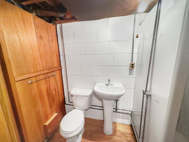 3649 Perry Avenue N, Robbinsdale, MN 55422