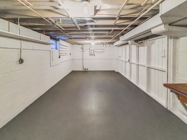 3649 Perry Avenue N, Robbinsdale, MN 55422