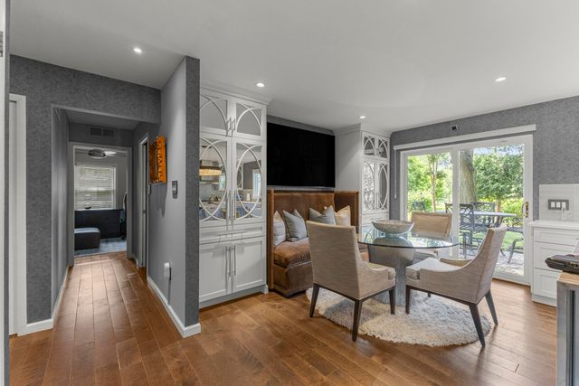 26181 Middlebelt Road, Farmington Hills, MI 48334