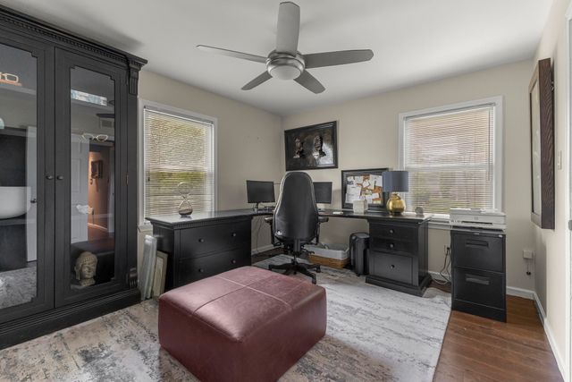 26181 Middlebelt Road, Farmington Hills, MI 48334