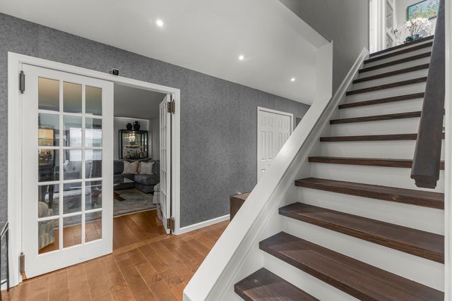 26181 Middlebelt Road, Farmington Hills, MI 48334