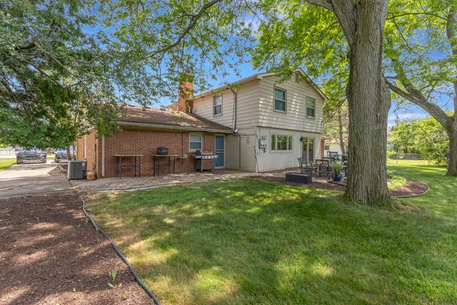 26181 Middlebelt Road, Farmington Hills, MI 48334