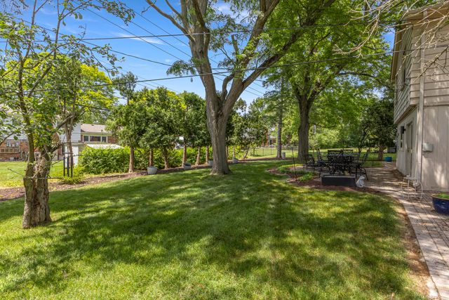 26181 Middlebelt Road, Farmington Hills, MI 48334
