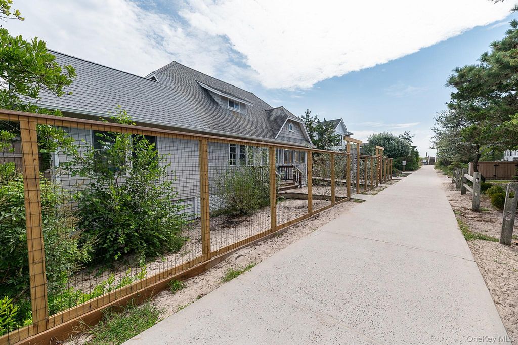 253 Cottage Walk, Ocean Beach, NY 11770 — photo 5