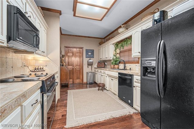 2105 Massard Road, Fort Smith, AR 72903