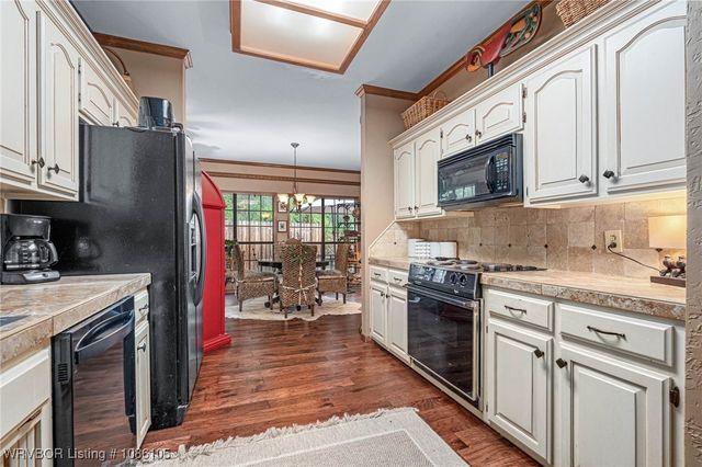 2105 Massard Road, Fort Smith, AR 72903