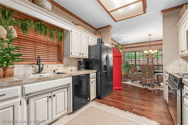 2105 Massard Road, Fort Smith, AR 72903