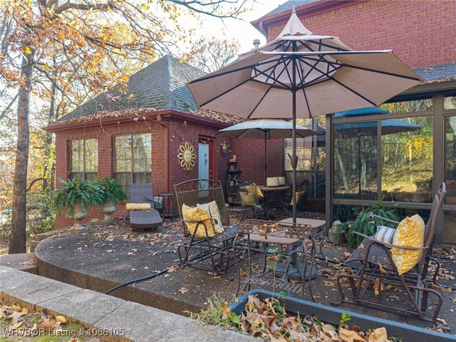 2105 Massard Road, Fort Smith, AR 72903