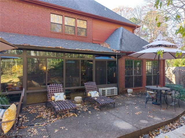 2105 Massard Road, Fort Smith, AR 72903